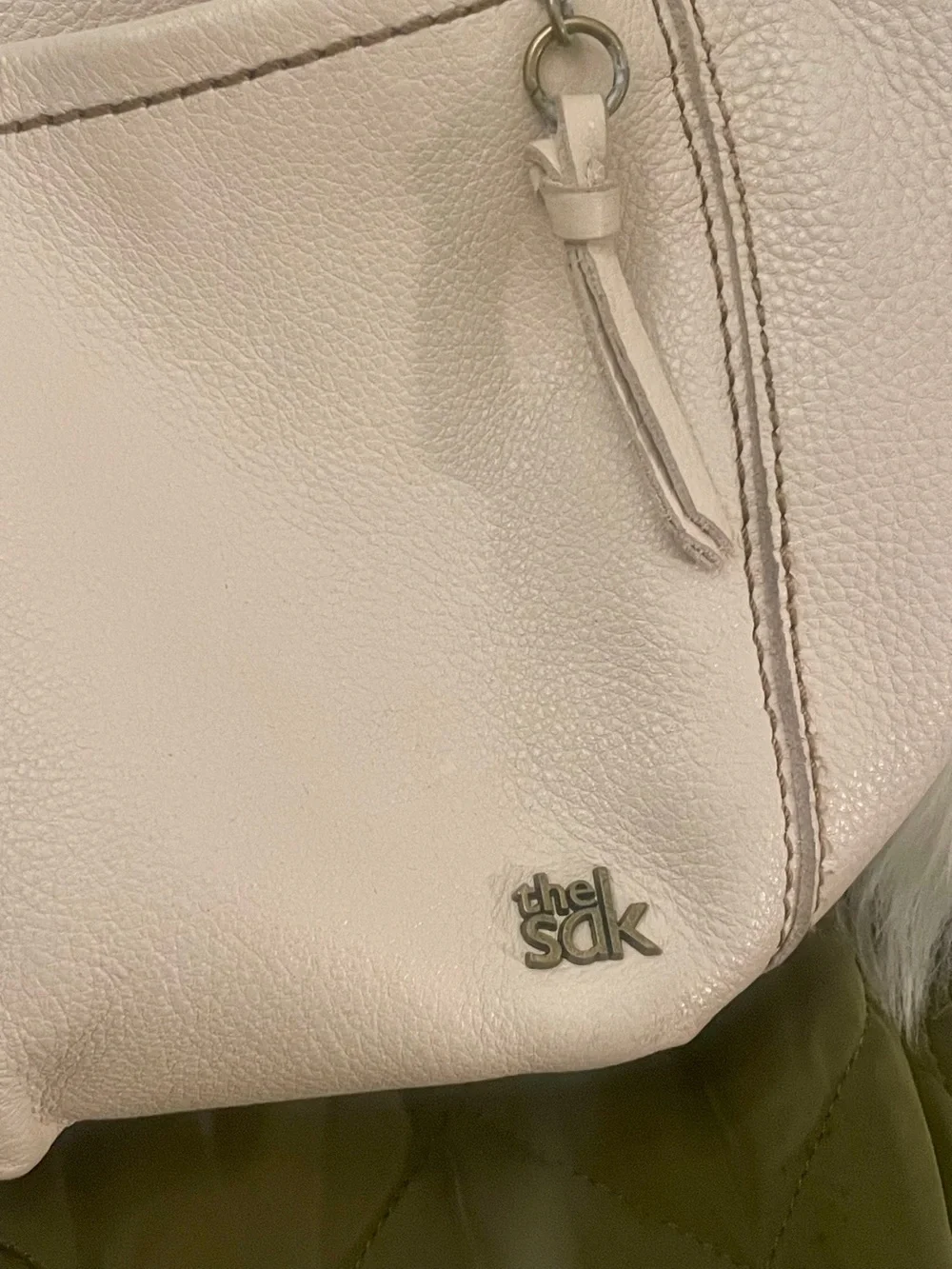 The Sak Iris Hobo Bag Ivory Pebbled Leather Purse Boho Minimalist Zip Tote